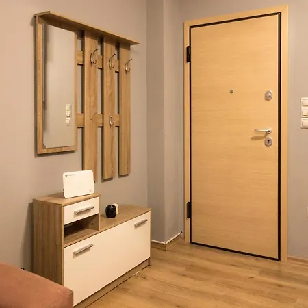 Luxury 10' From The Center Athens